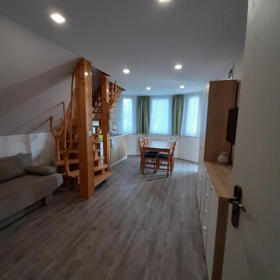 Ancsi Apartmanhaz Balatonlelle Dış mekan fotoğraf